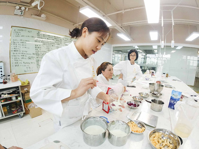 西餐行業(yè)的前景如何?學(xué)習(xí)西餐好就業(yè)嗎?